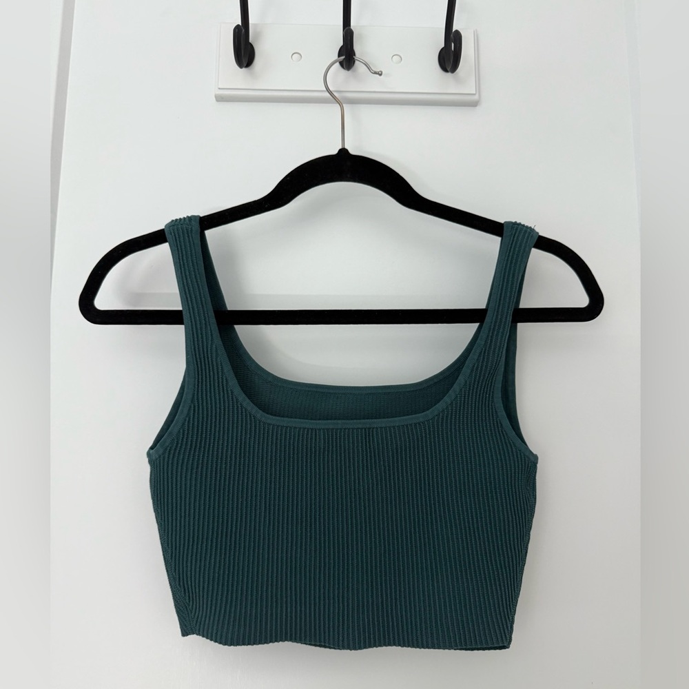 Aritzia Babaton Sculpt Knit Squareneck Cropped Tank 2 - Picture 7 of 8